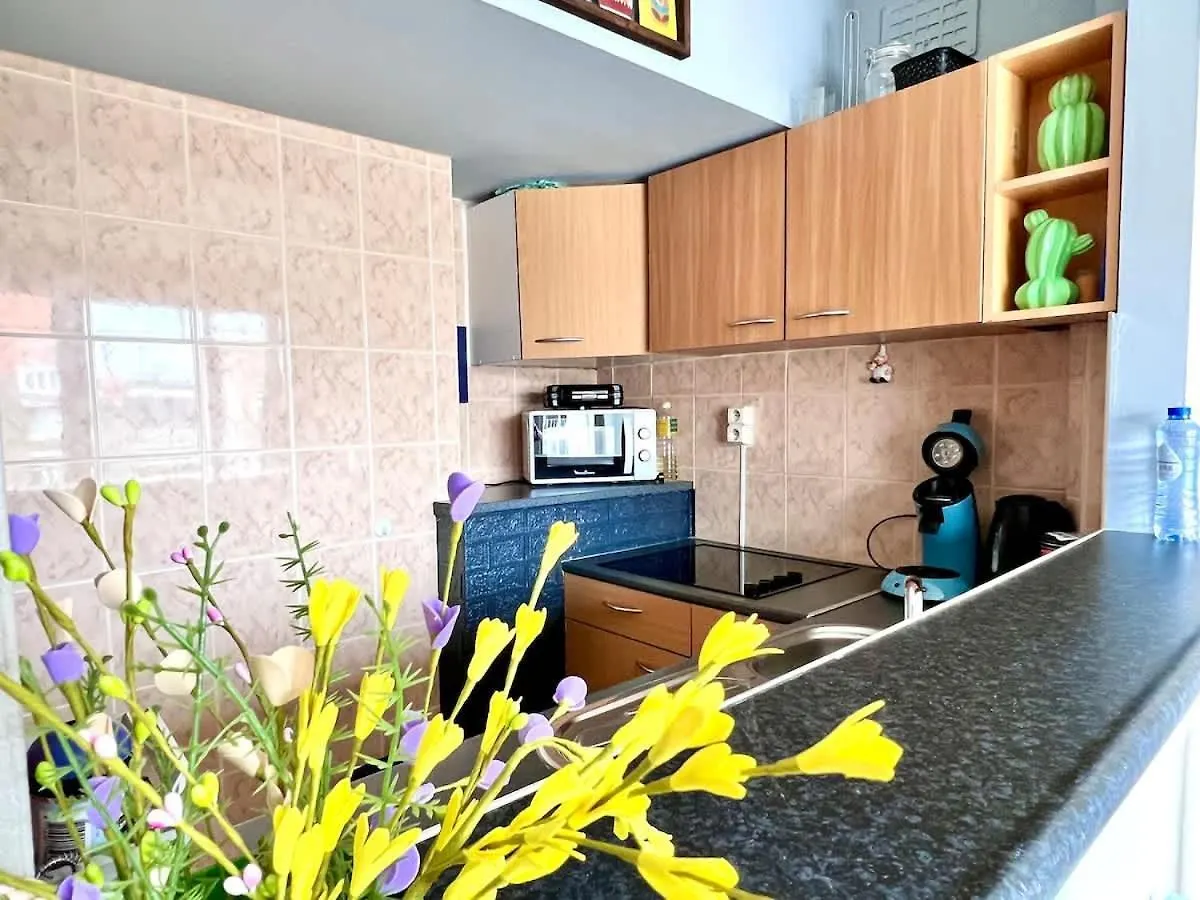Getaway For Two City Center & Beach Within Walking Distance Ostende Appartement